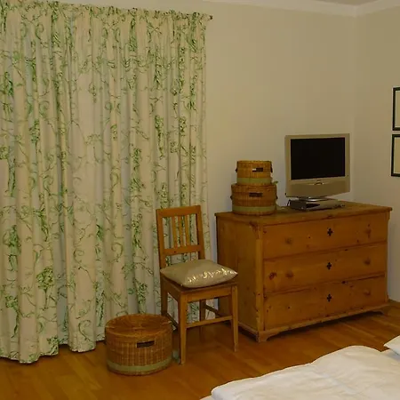 Gruenwald エーベン・イム・ポンガウ